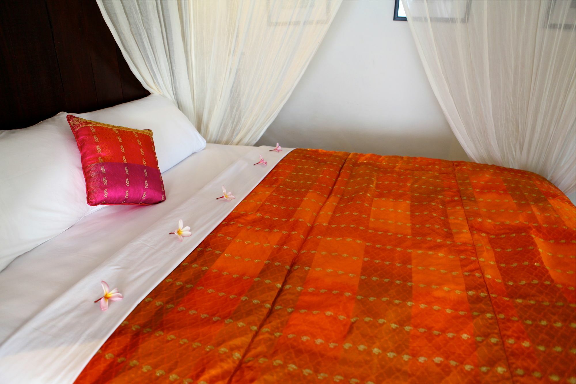 Lodtunduh Sari Hotel Убуд Екстериор снимка